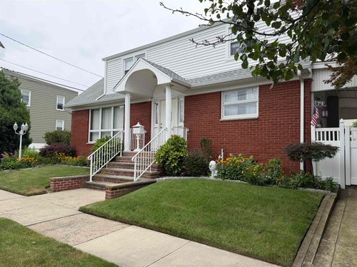 2-654 Chase Ave, Lyndhurst, NJ, 07071 | Card Image