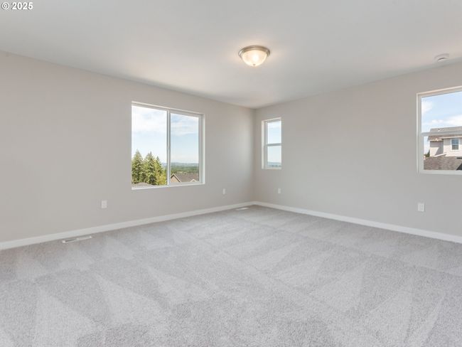 2111 Ne Ridge Run Ln, House other with 5 bedrooms, 4 bathrooms and 3 parking in Estacada OR | Image 18