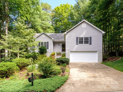 41 Autumn Glen Ct, Brevard, NC, 28712-9156 | Card Image
