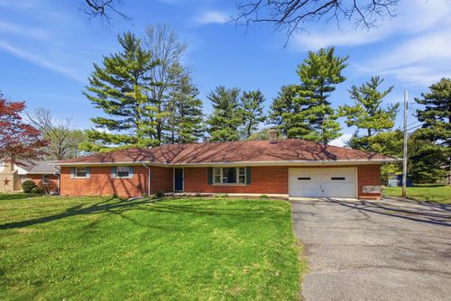 814 Wellington Drive, Springfield, OH, 45506 | Card Image