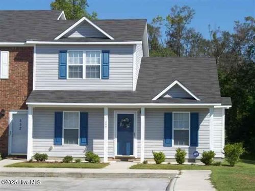 300 Pinegrove Ct, Jacksonville, NC, 28546-7888 | Card Image
