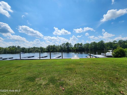 241 Highwood Ln, New Bern, NC, 28562 | Card Image