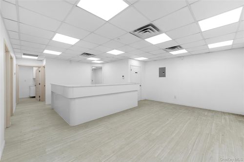 c1b-134-43 Maple Ave, Flushing, NY, 11355 | Card Image