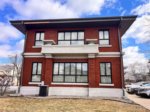 404 17th St Se, Cedar Rapids, IA, 52403-2626 | Card Image