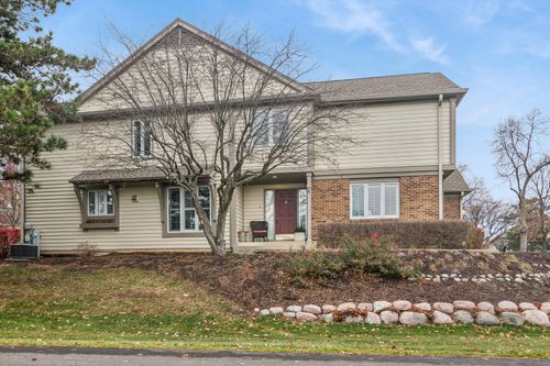 130 Warkworth Ln, Inverness, IL, 60067-8016 | Card Image