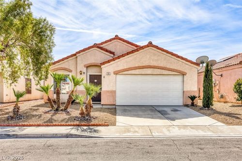 717 Moonlight Mesa Dr, Henderson, NV, 89011-1888 | Card Image