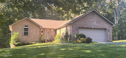 3100 Opalochee Dr, Crossville, TN, 38572-5114 | Card Image