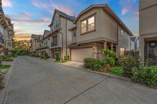 2027 Paul Quinn St, Houston, TX, 77091-5435 | Card Image