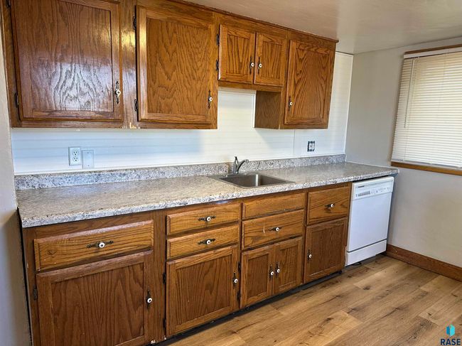 200 E 2 Nd St, House other with 3 bedrooms, 1 bathrooms and null parking in Freeman SD | Image 9