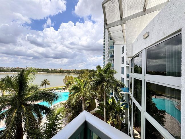 APT-508S - 2681 N Flamingo Rd, Condo with 3 bedrooms, 3 bathrooms and null parking in Sunrise FL | Image 6