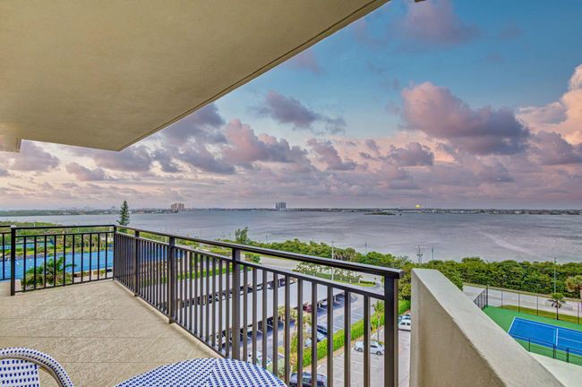 APT-7C - 5460 N Ocean Dr, Condo with 2 bedrooms, 2 bathrooms and null parking in Riviera Beach FL | Image 32