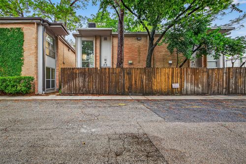 apt-23-8211 Katy Fwy, Houston, TX, 77024-1927 | Card Image