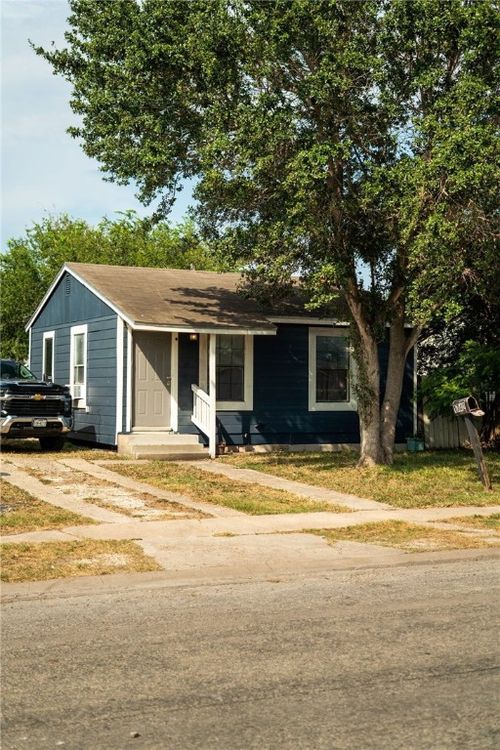 1742 Sherman St, Corpus Christi, TX, 78416-1838 | Card Image