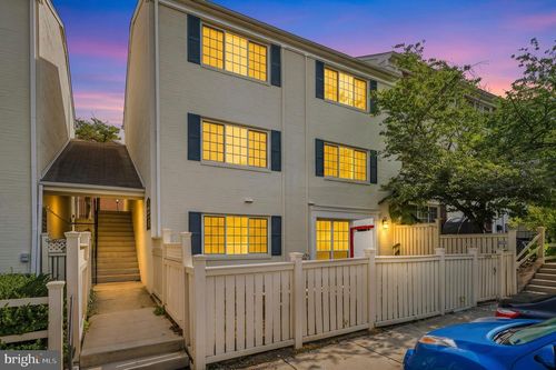 a-1415 N Van Dorn St, ALEXANDRIA, VA, 22304-1920 | Card Image