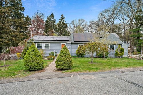 13 Atwood St, Kingston, MA, 02364-1643 | Card Image
