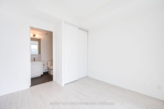 1506 - 5 Buttermill Ave, Condo with 2 bedrooms, 2 bathrooms and 1 parking in Vaughan ON | Image 14