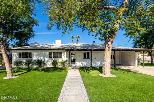 4332 E Calle Redonda, Phoenix, AZ, 85018-3734 | Card Image