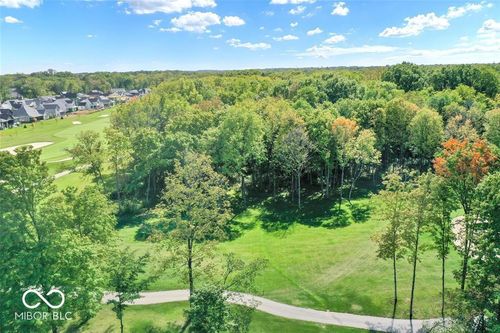 10543 Dartmoor Way, Zionsville, IN, 46077 | Card Image