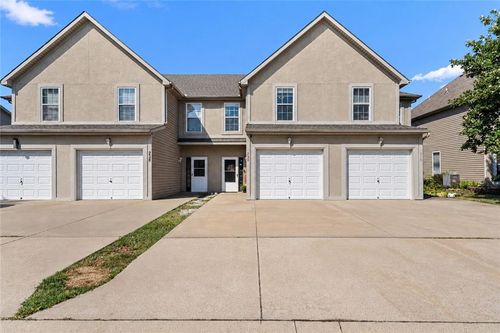 234 N 5th Ter, Louisburg, KS, 66053-4153 | Card Image