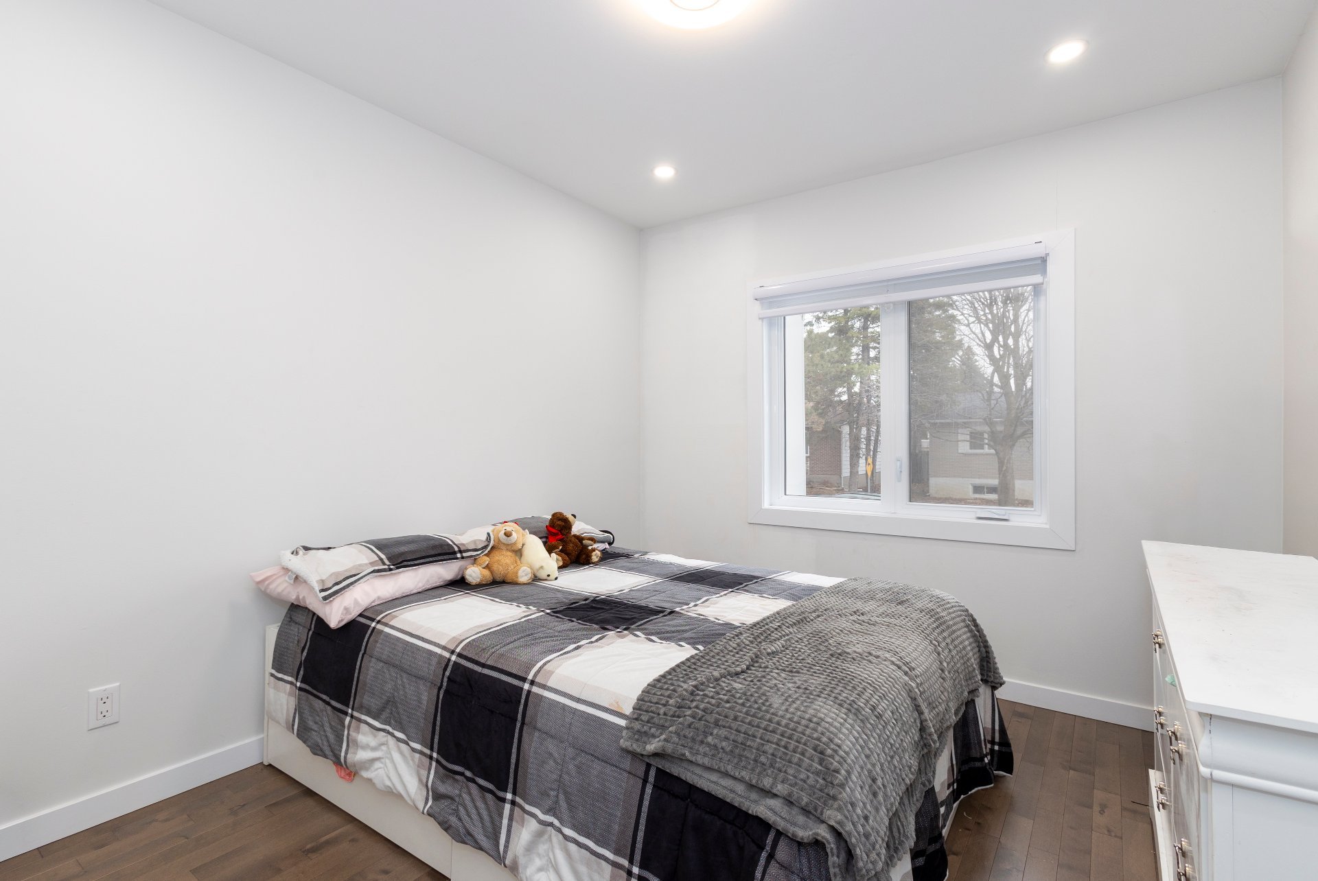 Residential in Montréal (Pierrefonds-Roxboro) 4