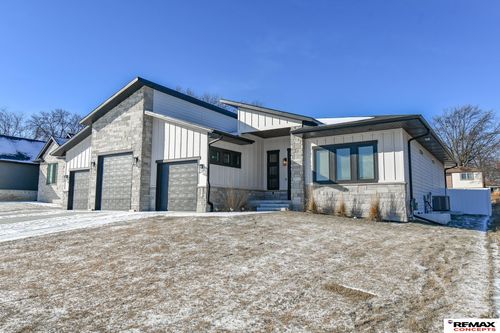 921 S 88th St, Lincoln, NE, 68520-1520 | Card Image