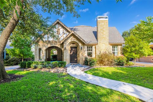 2532 Greene Ave, Fort Worth, TX, 76109-1107 | Card Image