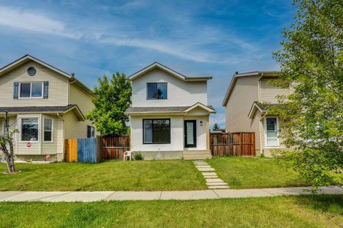6471 54 St Ne, Calgary, AB, T3J1Z4 | Card Image