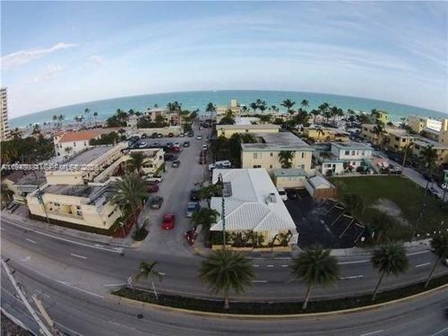 2-330 Coolidge St, Hollywood, FL, 33019-3631 | Card Image