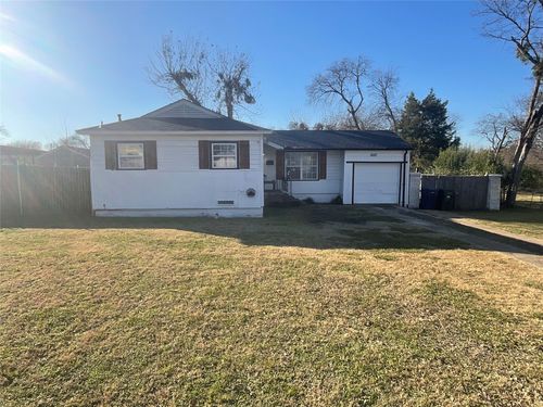 3037 Belita Dr, Garland, TX, 75041-2725 | Card Image