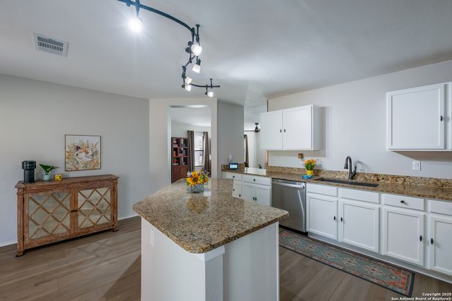 2941 Candleberry Dr, House other with 4 bedrooms, 3 bathrooms and null parking in Schertz TX | Image 9