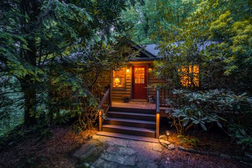 361 Wyanoak Road, Highlands, NC, 28741 | Card Image