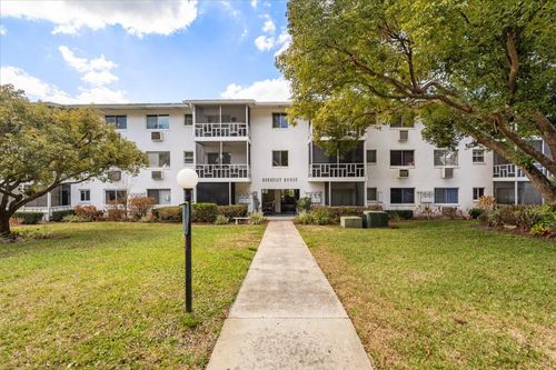 apt-b24-1700 6th St Nw, WINTER HAVEN, FL, 33881-2173 | Card Image