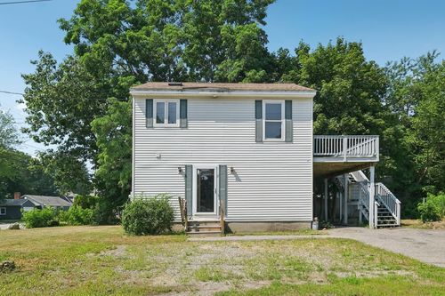 2 Merry St, Bedford, NH, 03110-5817 | Card Image