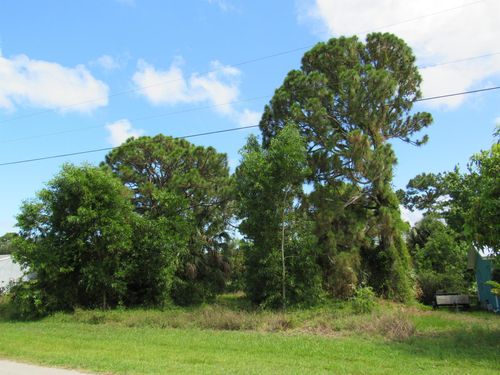 2678 Se Ibis Ave, Port St. Lucie, FL, 34952-7293 | Card Image