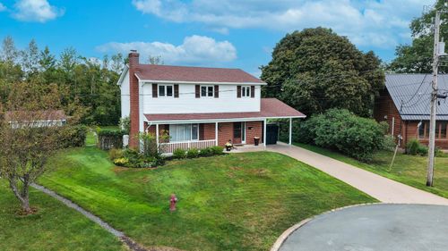 165 Newbury Court, New Glasgow, NS, B2H5N5 | Card Image