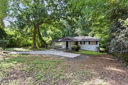3565 Glenwood Rd, Decatur, GA, 30032-4423 | Card Image