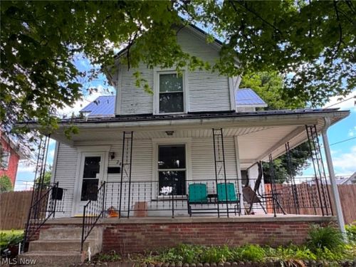 284 2nd St Sw, Carrollton, OH, 44615-1506 | Card Image