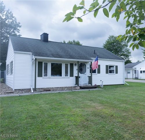 632 Cedar St, Medina, OH, 44256-2518 | Card Image