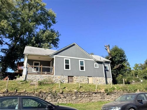 846 Riverview Ave, Kansas City, KS, 66101-3429 | Card Image