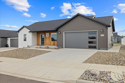 944 Anacapa Ln, Billings, MT, 59105-5489 | Card Image