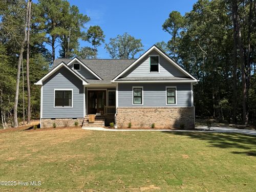 663 Loblolly Dr, Vass, NC, 28394-8223 | Card Image