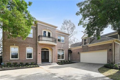 48 English Turn Dr, New Orleans, LA, 70131-3305 | Card Image