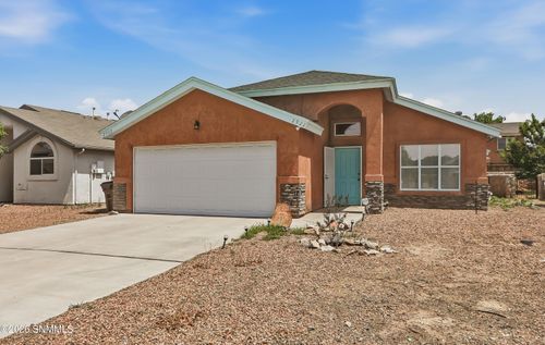 2922 San Lorenzo Ct, Las Cruces, NM, 88007-1970 | Card Image