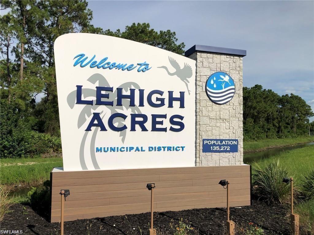 Land in LEHIGH ACRES 5