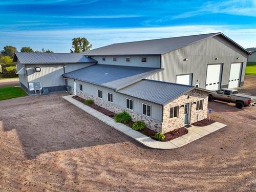 705 N Main St, Loyal, WI, 54446-9783 | Card Image