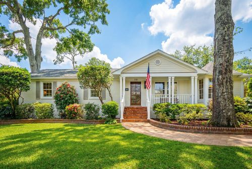 119 Freeman St, Mount Pleasant, SC, 29464-4720 | Card Image