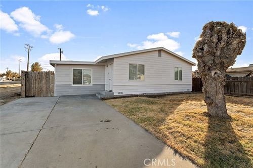  E Florinda Street, Hanford, CA, 93230 | Card Image