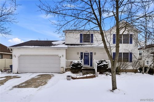 2208 Katherine Dr, Niagara Falls, NY, 14304-3011 | Card Image