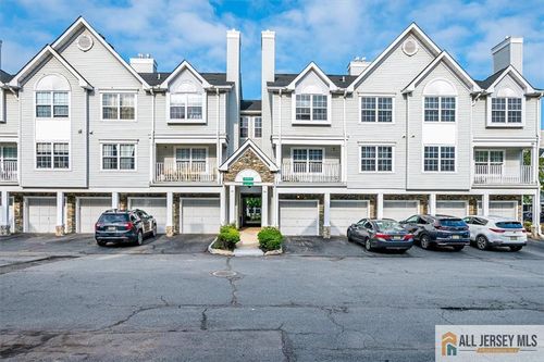 32-32 Prestwick Way, Edison, NJ, 08820-4689 | Card Image