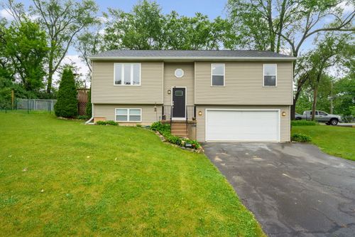 5117 Lear St, Wonder Lake, IL, 60097-9767 | Card Image